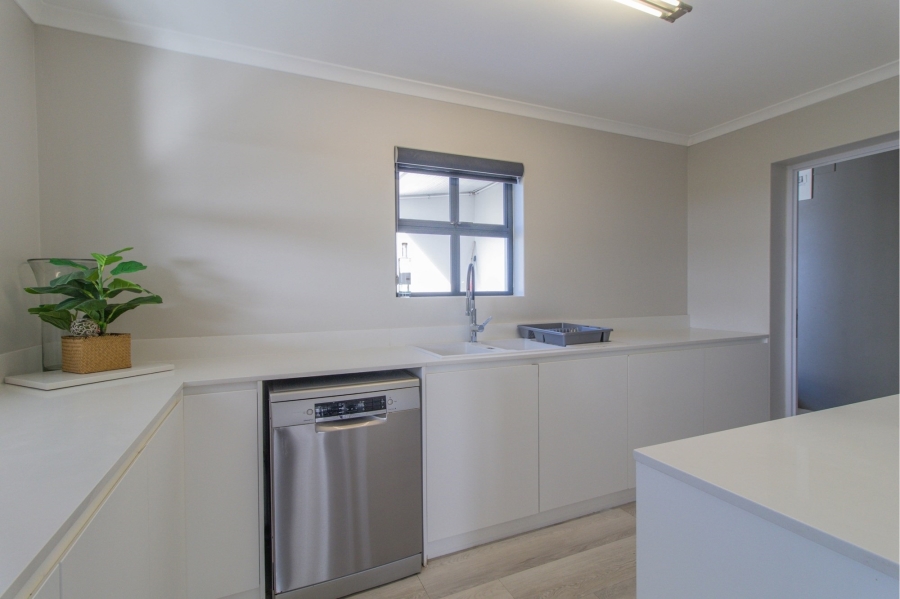 9 Bedroom Property for Sale in Olifantskop Western Cape